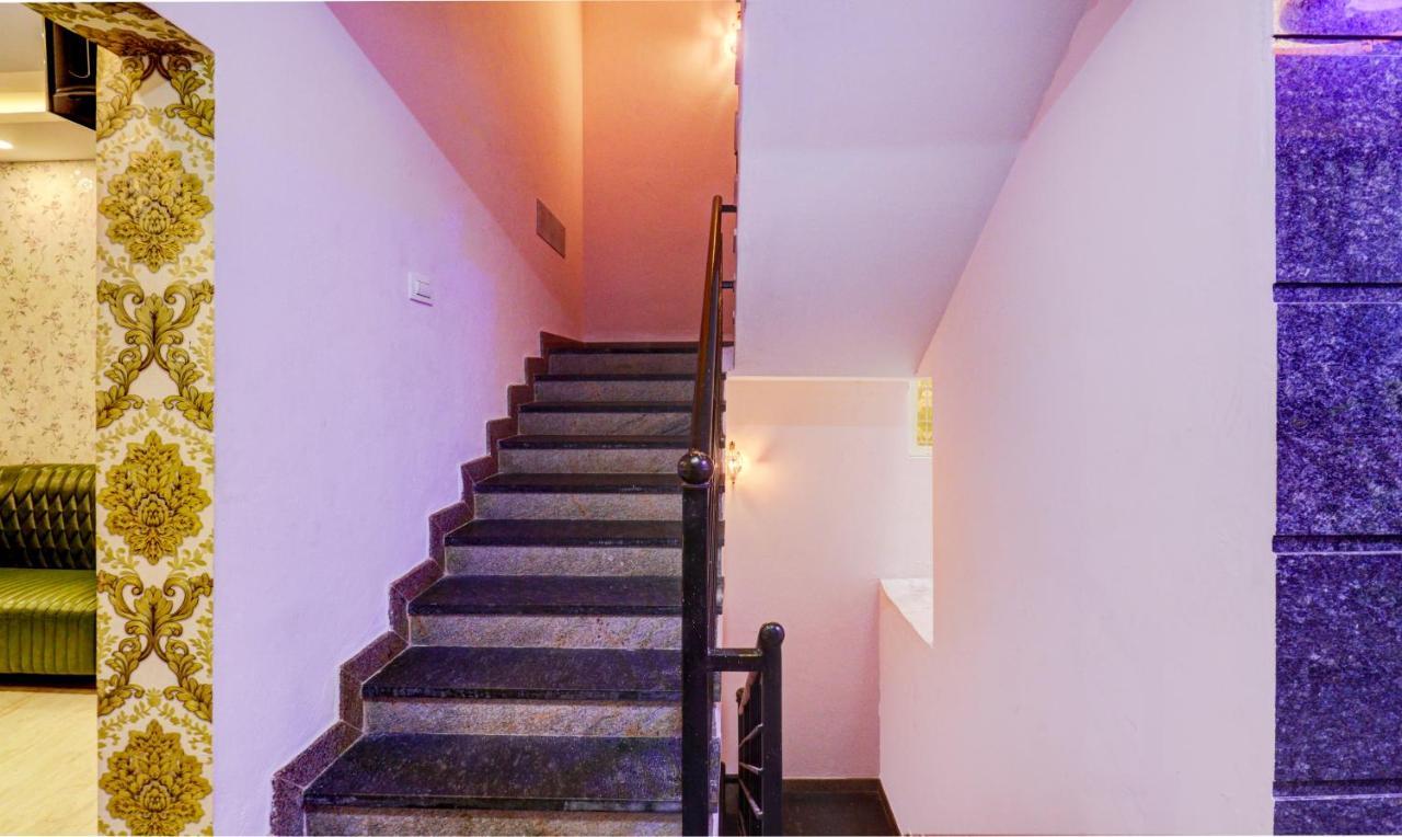 Treebo Three Street Inn Бангалор Екстериор снимка